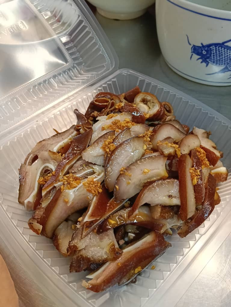 卤大肠/卤花肉 Braised Pork Intestines / Pork Belly